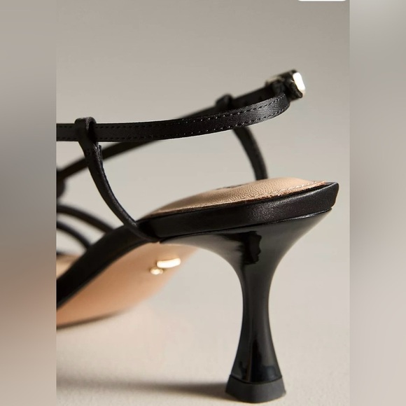 NEW with tags (NWT) Lola Cruz 3D Gem Black Flower Slingback Heels Size 10 - Picture 4 of 6